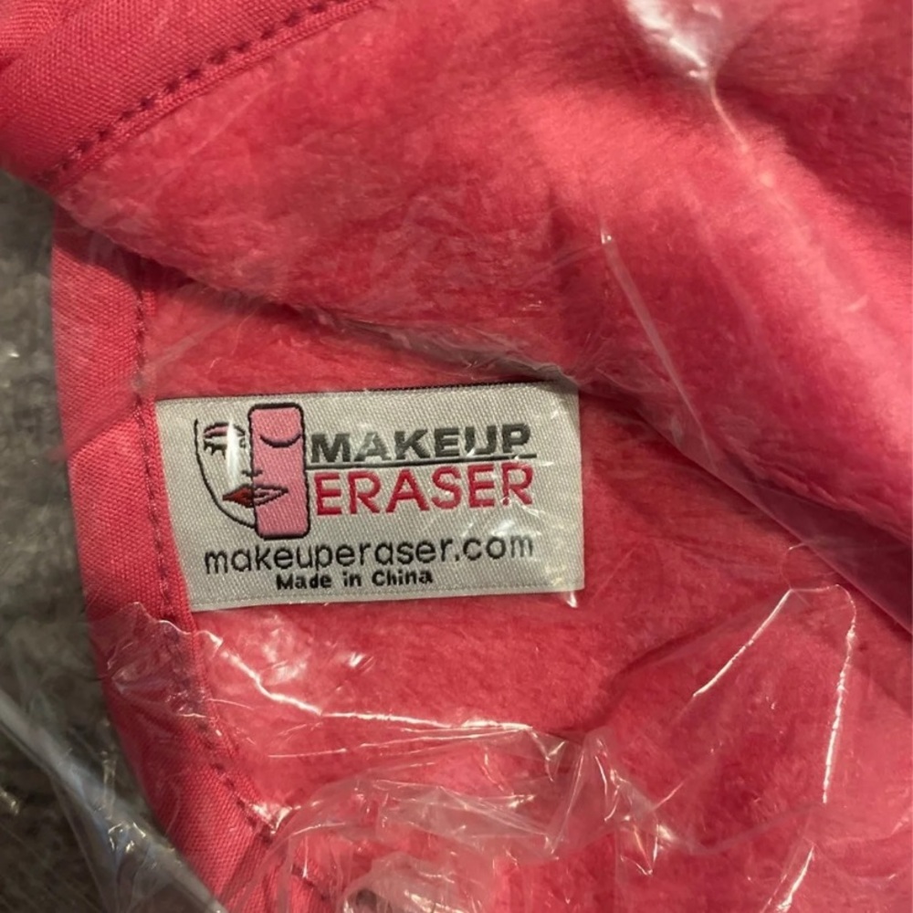 Makeup eraser - Picture 2 of 2